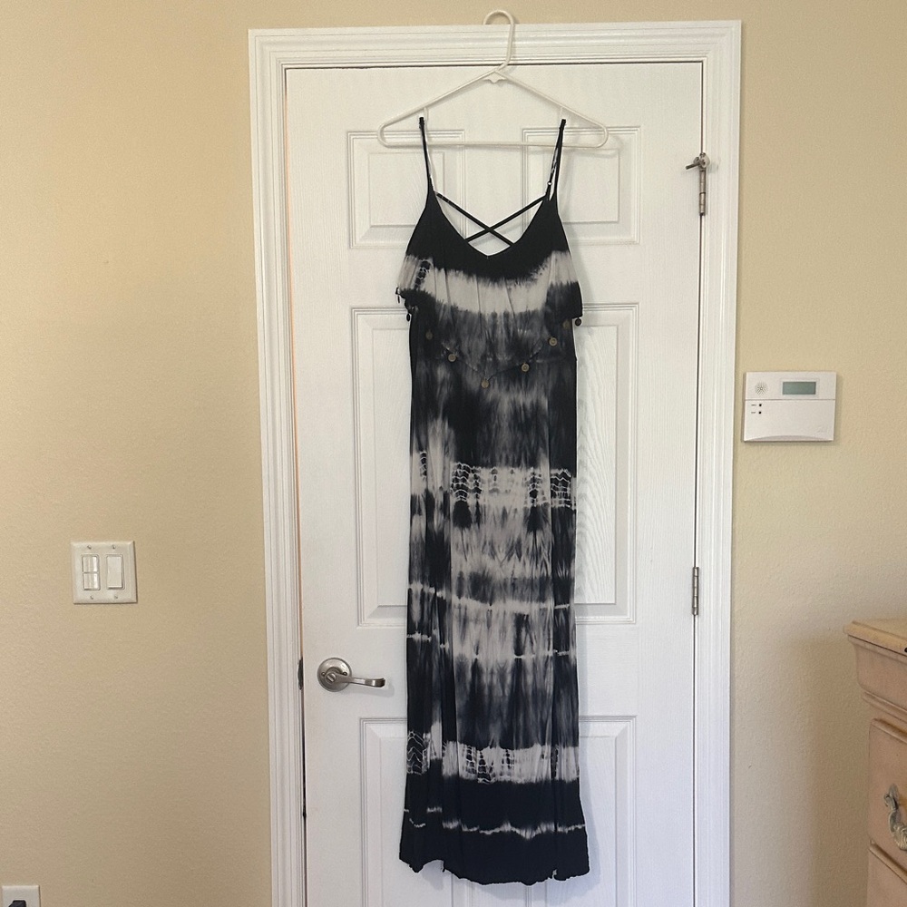 American Eagle Outfitters Black and White Maxi Dress